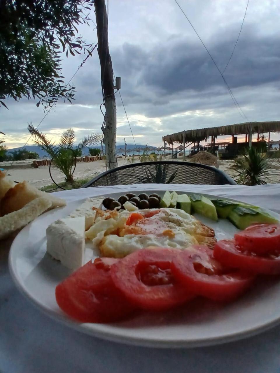 Zulu Beach Bungalow 2 Vlorë Exterior foto